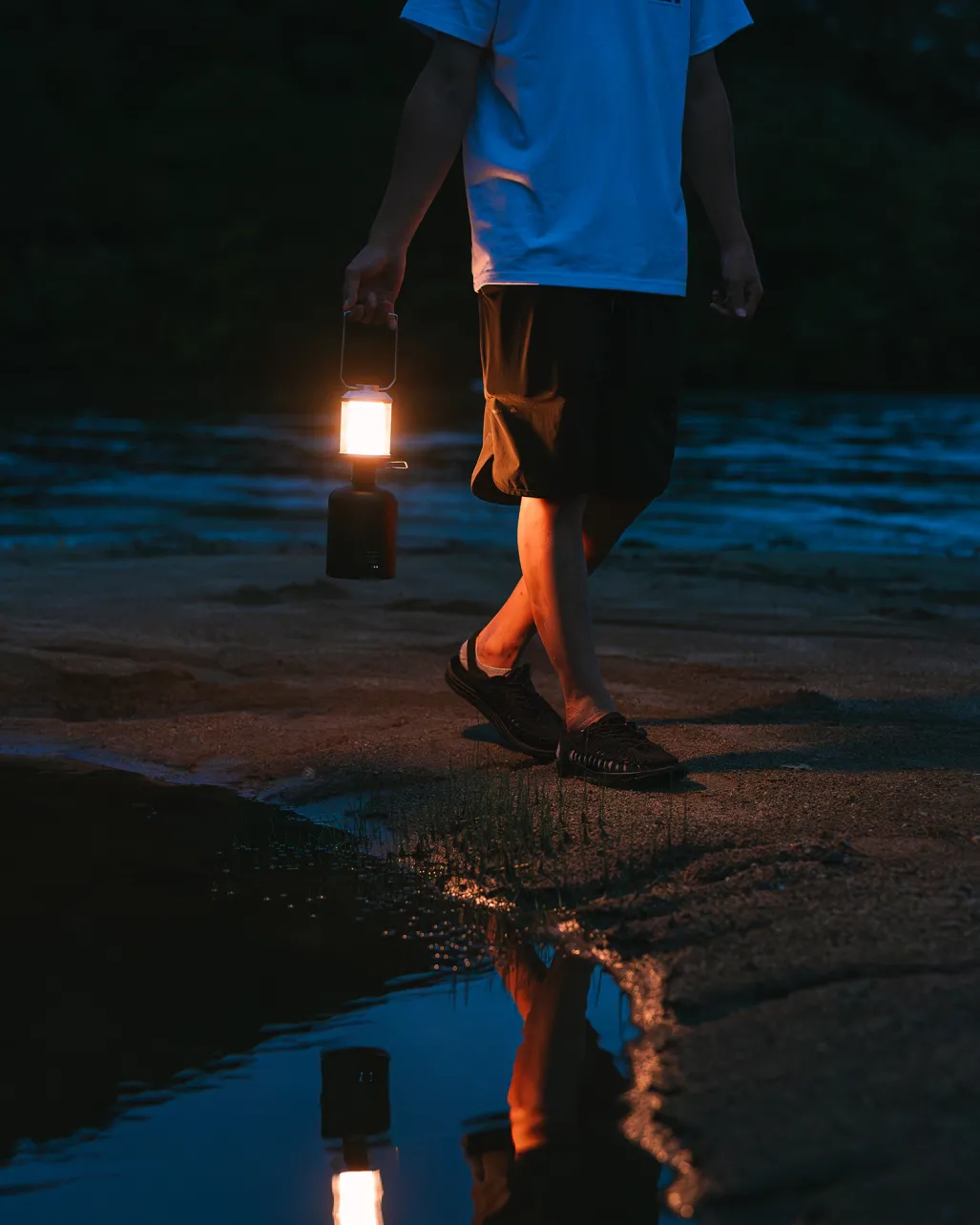 GigaPower Hanging Lantern