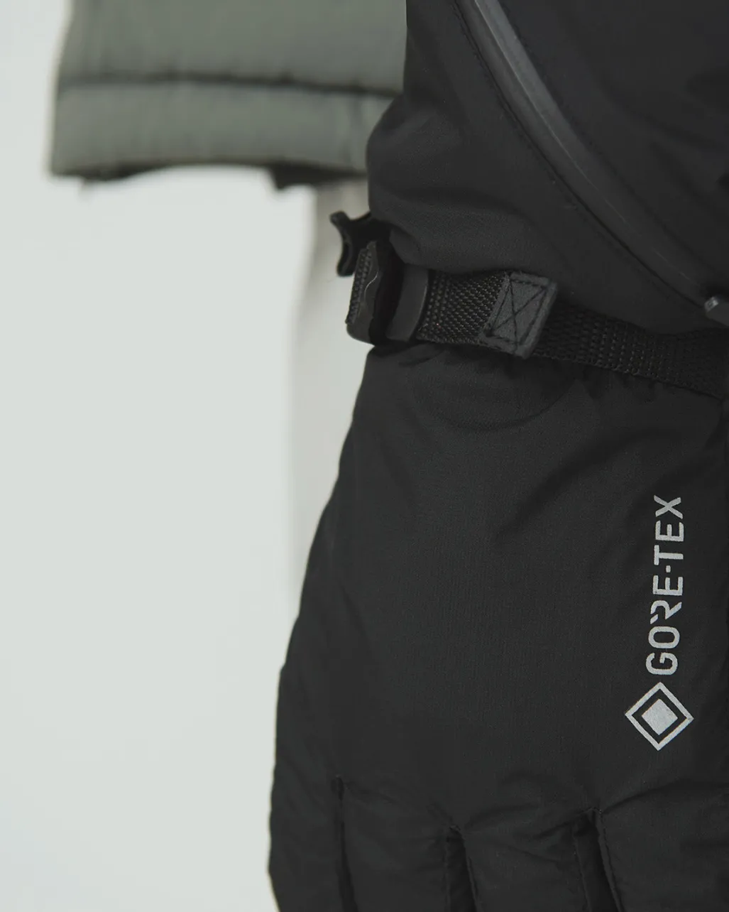 GORE-TEX Gloves